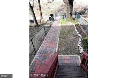 GREEKTOWN - Residential Lease