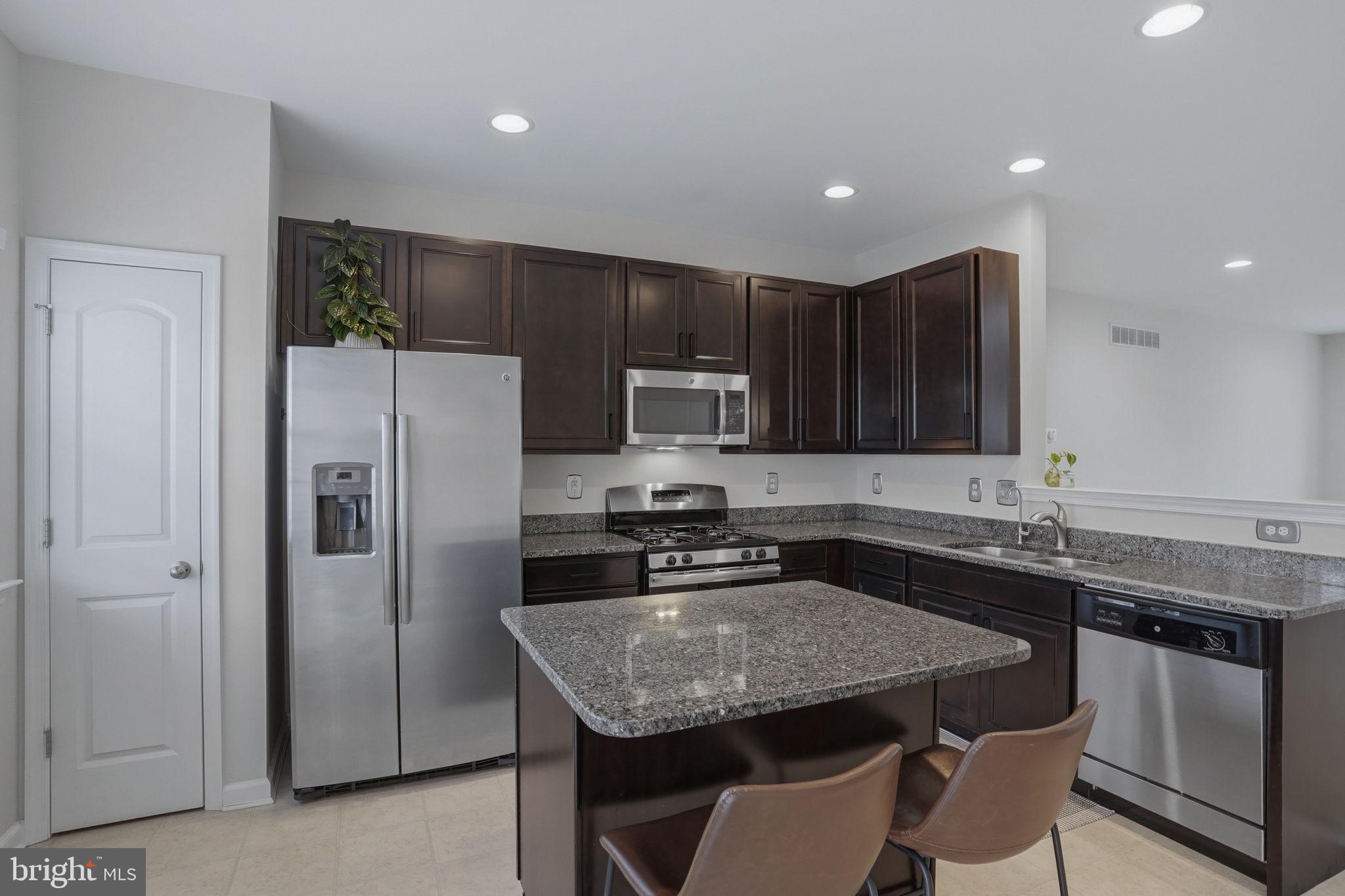 PARKWAY SOUTH RIDGE - Residential