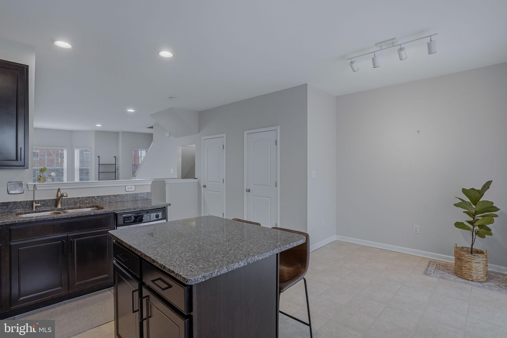 PARKWAY SOUTH RIDGE - Residential