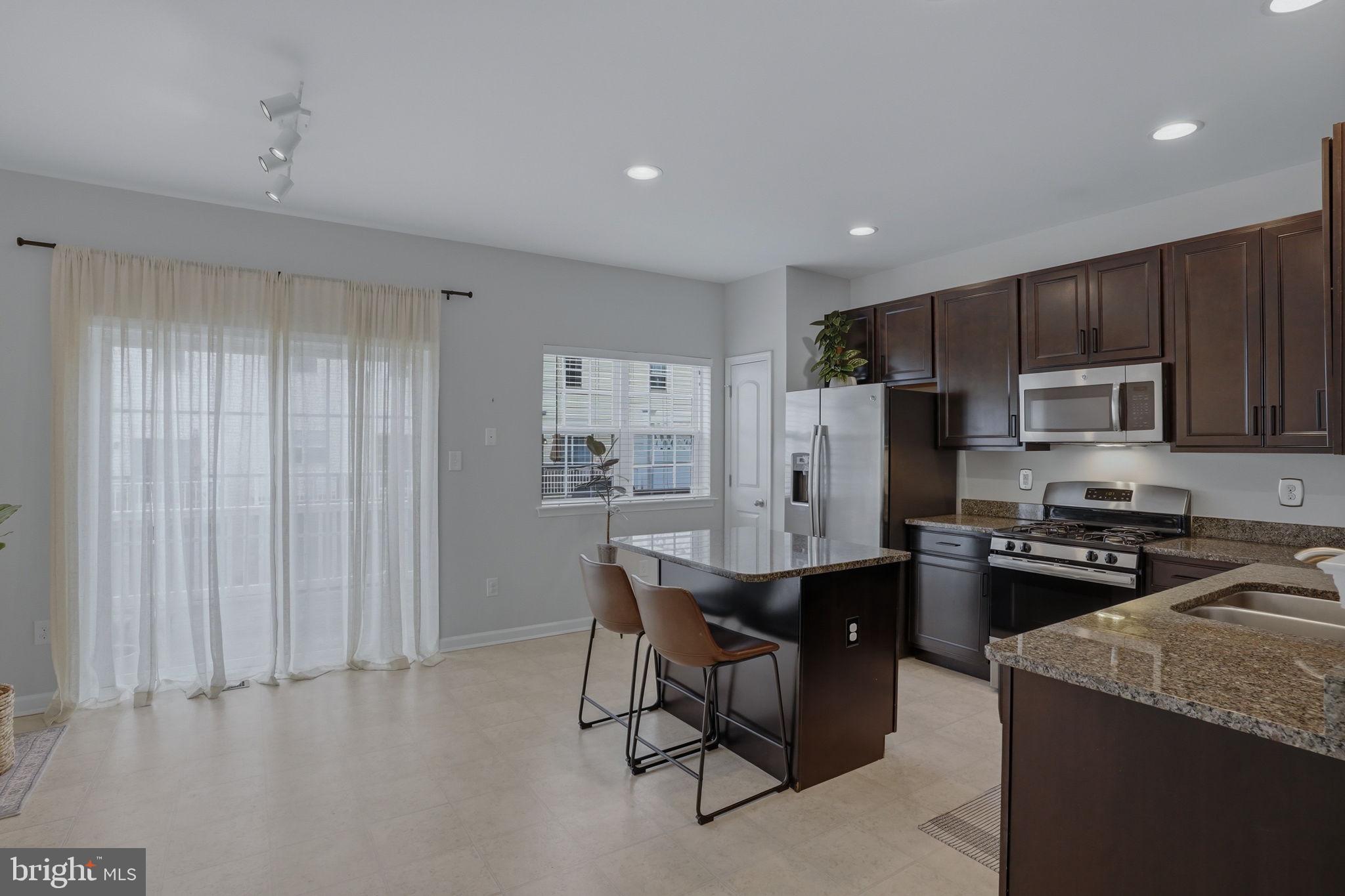 PARKWAY SOUTH RIDGE - Residential