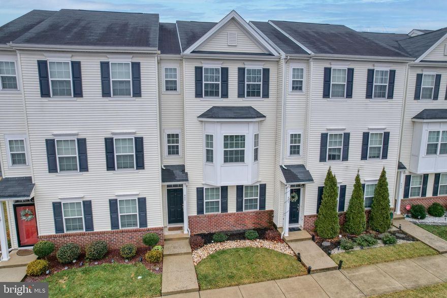 Welcome to 447 Toftrees, a beautifully maintained 3-bedroom, 2.5-bath interior townhome located in the desirable Parkway at South Ridge community within the Appoquinimink School District.

The entry-level offers a finished space currently used as a home office, providing flexibility for additional living space, a home gym, or recreation area. Upstairs, the main living level features a bright and open floor plan with a spacious eat-in kitchen, adjoining dining area, convenient half bath, and a large living room highlighted by a bay window that fills the space with natural light.

The upper level includes three bedrooms and two full bathrooms. The primary suite features a private en-suite bath with a large tiled shower, double vanity, separate linen closet, and a generous walk-in closet. Two additional bedrooms also offer abundant natural light and share a centrally located full bathroom with a tub/shower combination. Laundry is conveniently located on this level and includes a front-loading washer and dryer.
