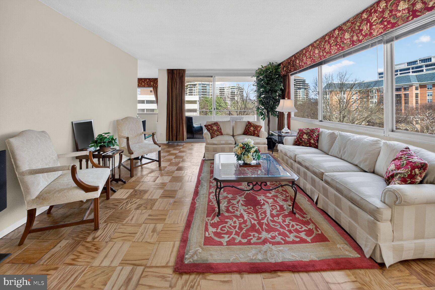 5500 FRIENDSHIP BOULEVARD 1423N & 1424N