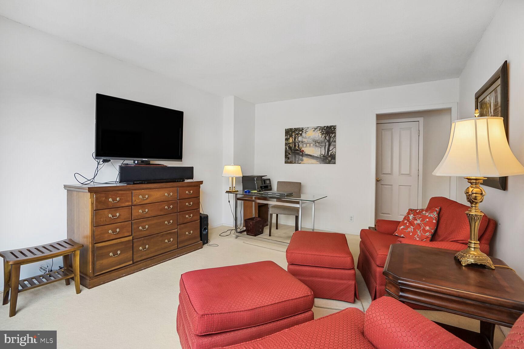 CHEVY CHASE VILLAGE - Residential