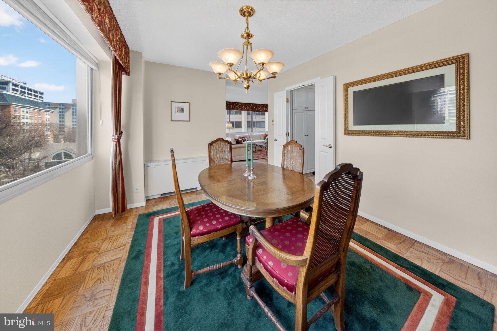 CHEVY CHASE VILLAGE - Residential