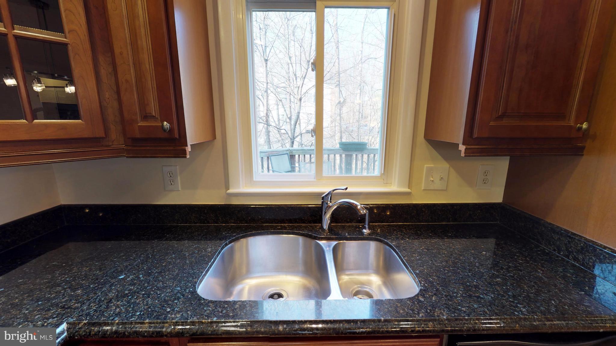 CIRCLE WOODS - Residential