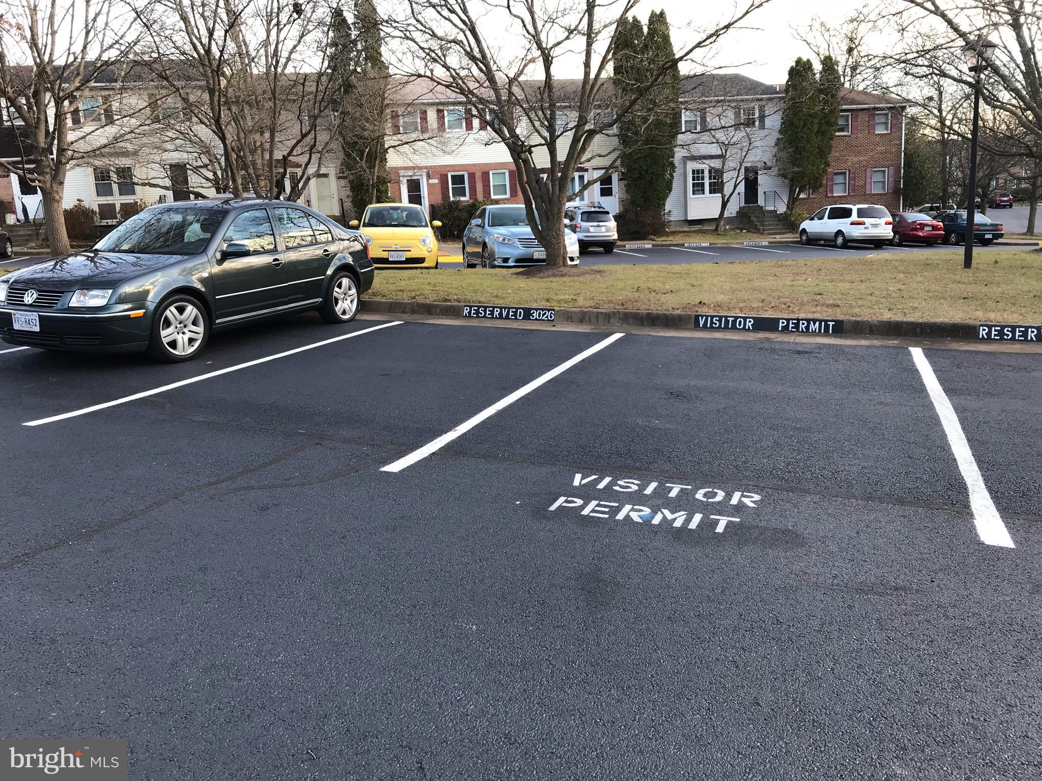 CIRCLE WOODS - Residential