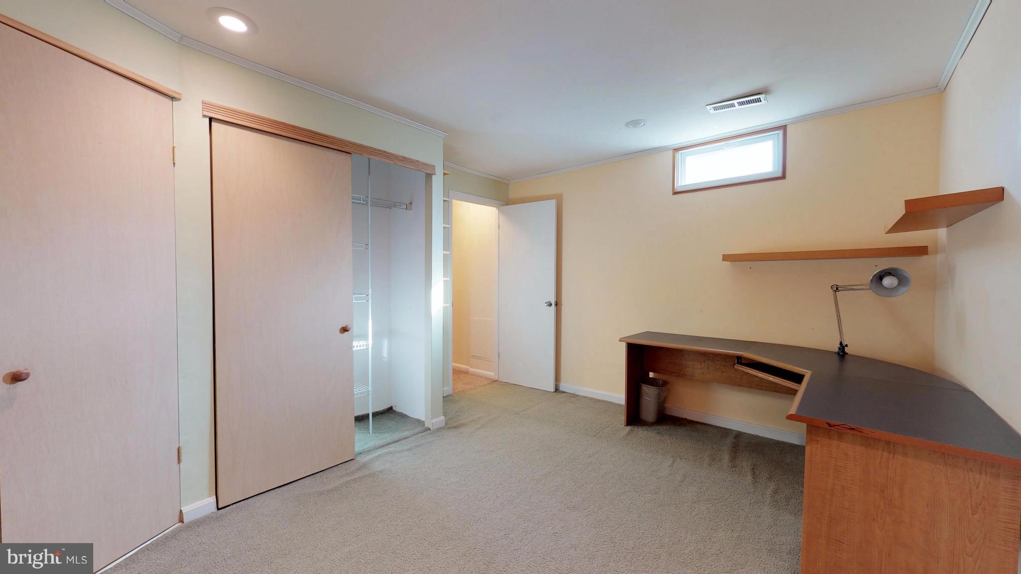 CIRCLE WOODS - Residential