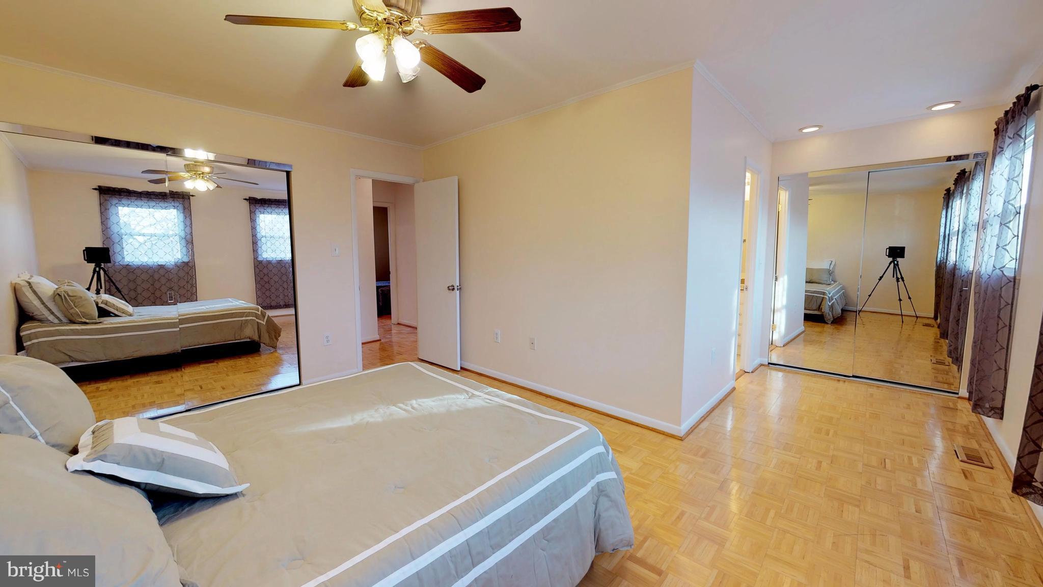 CIRCLE WOODS - Residential