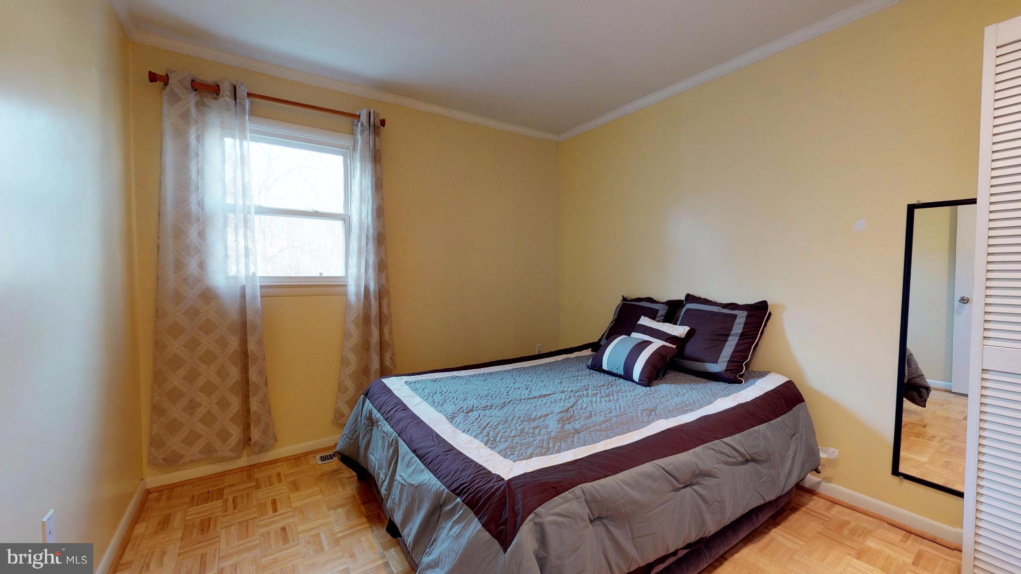 CIRCLE WOODS - Residential