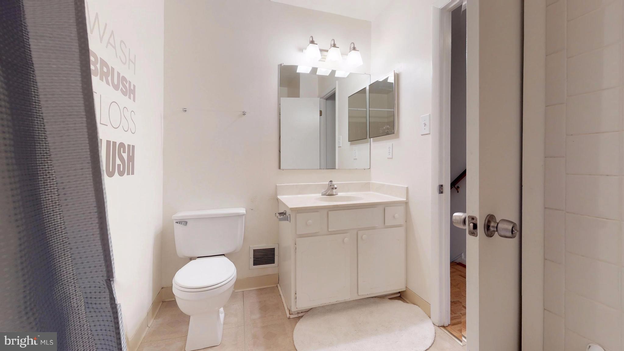 CIRCLE WOODS - Residential