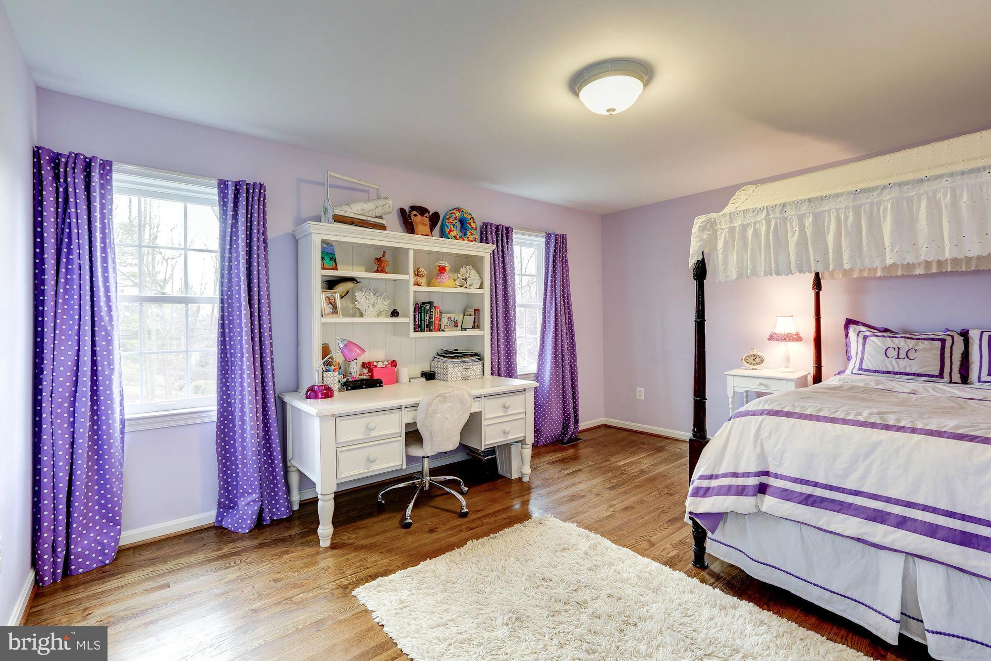 RIVER FALLS - Residential