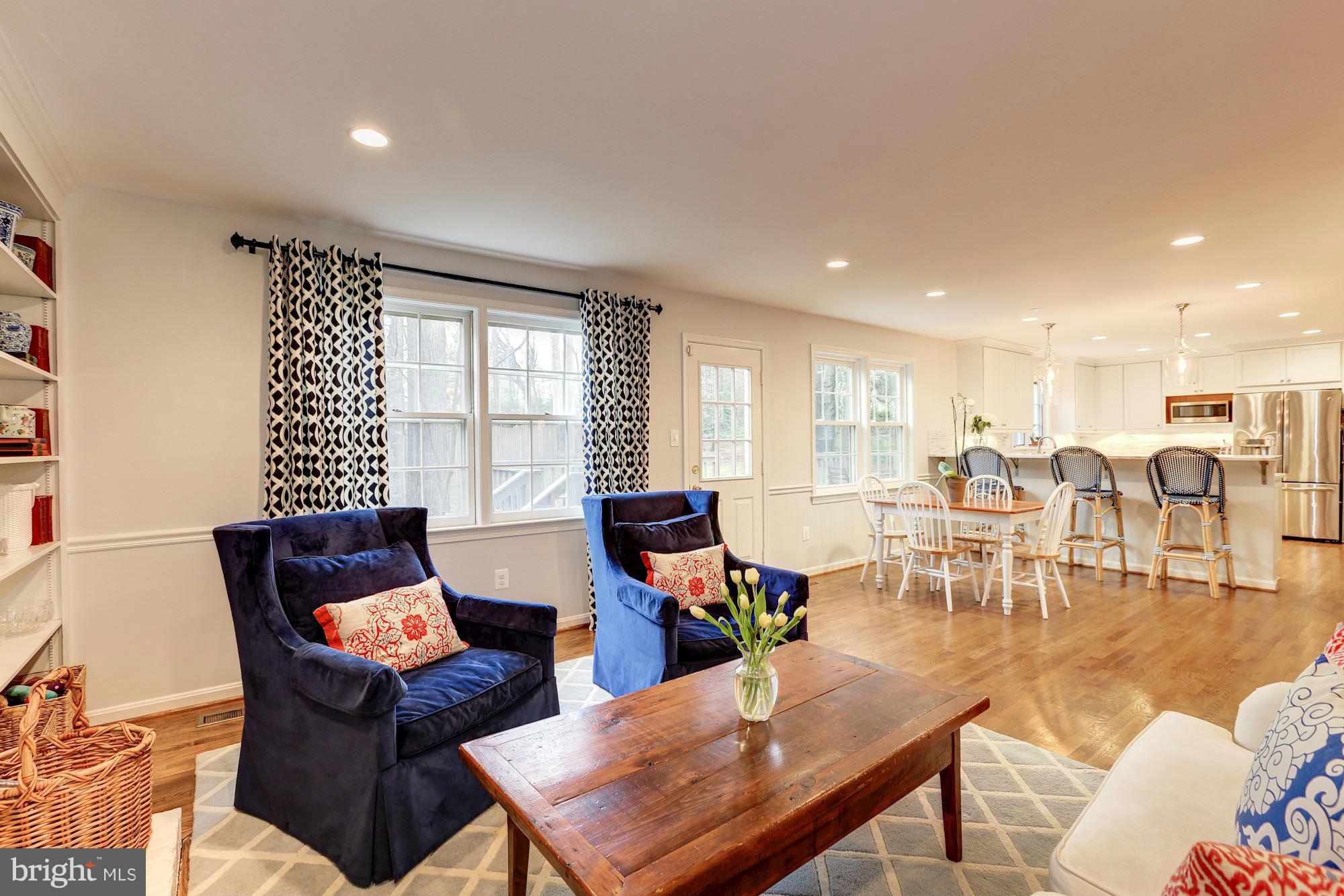 RIVER FALLS - Residential