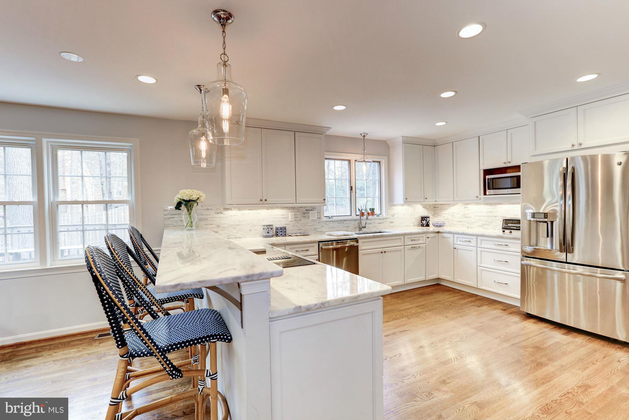 RIVER FALLS - Residential