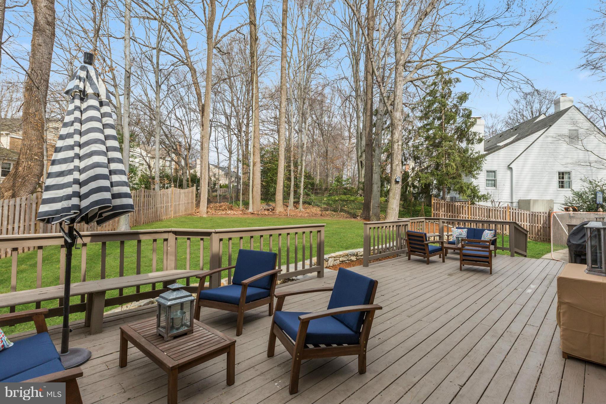 RIVER FALLS - Residential