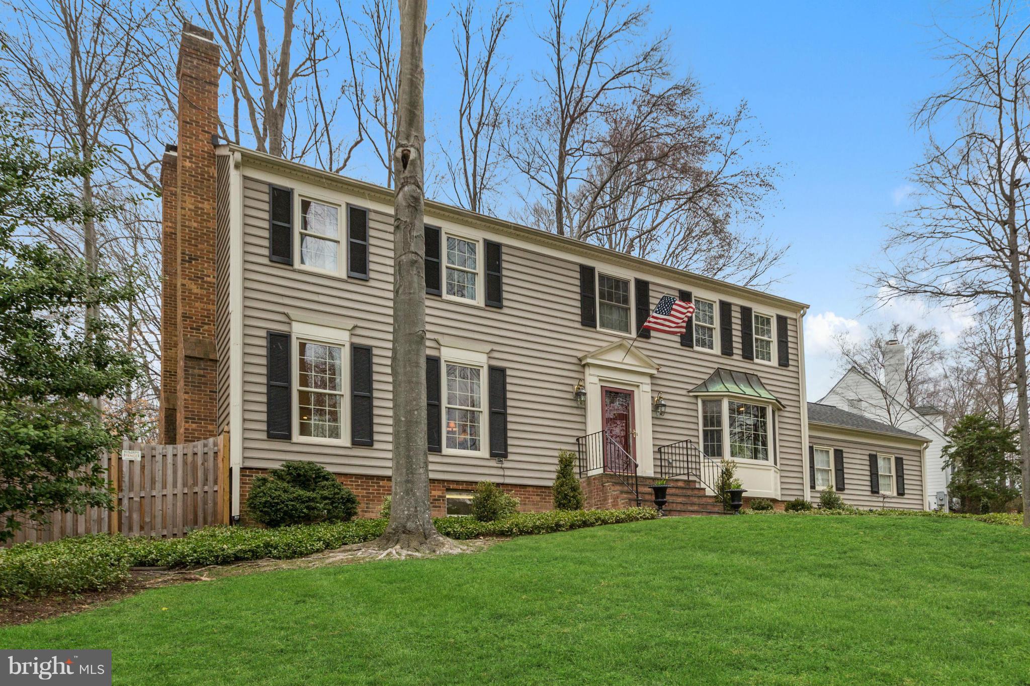 RIVER FALLS - Residential