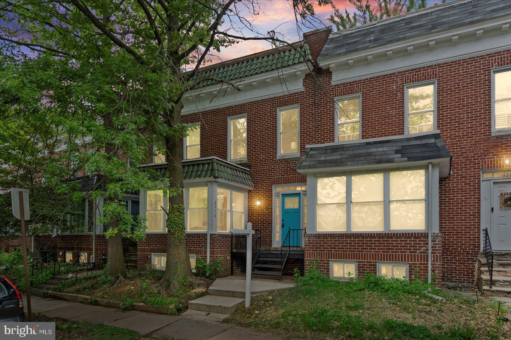 WAVERLY - Residential