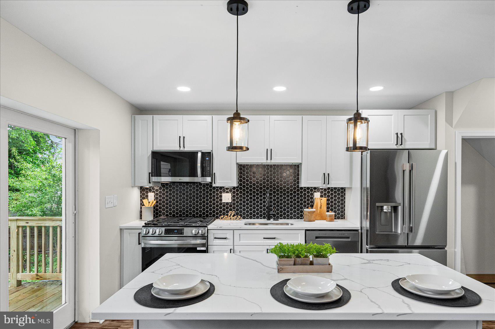 WAVERLY - Residential