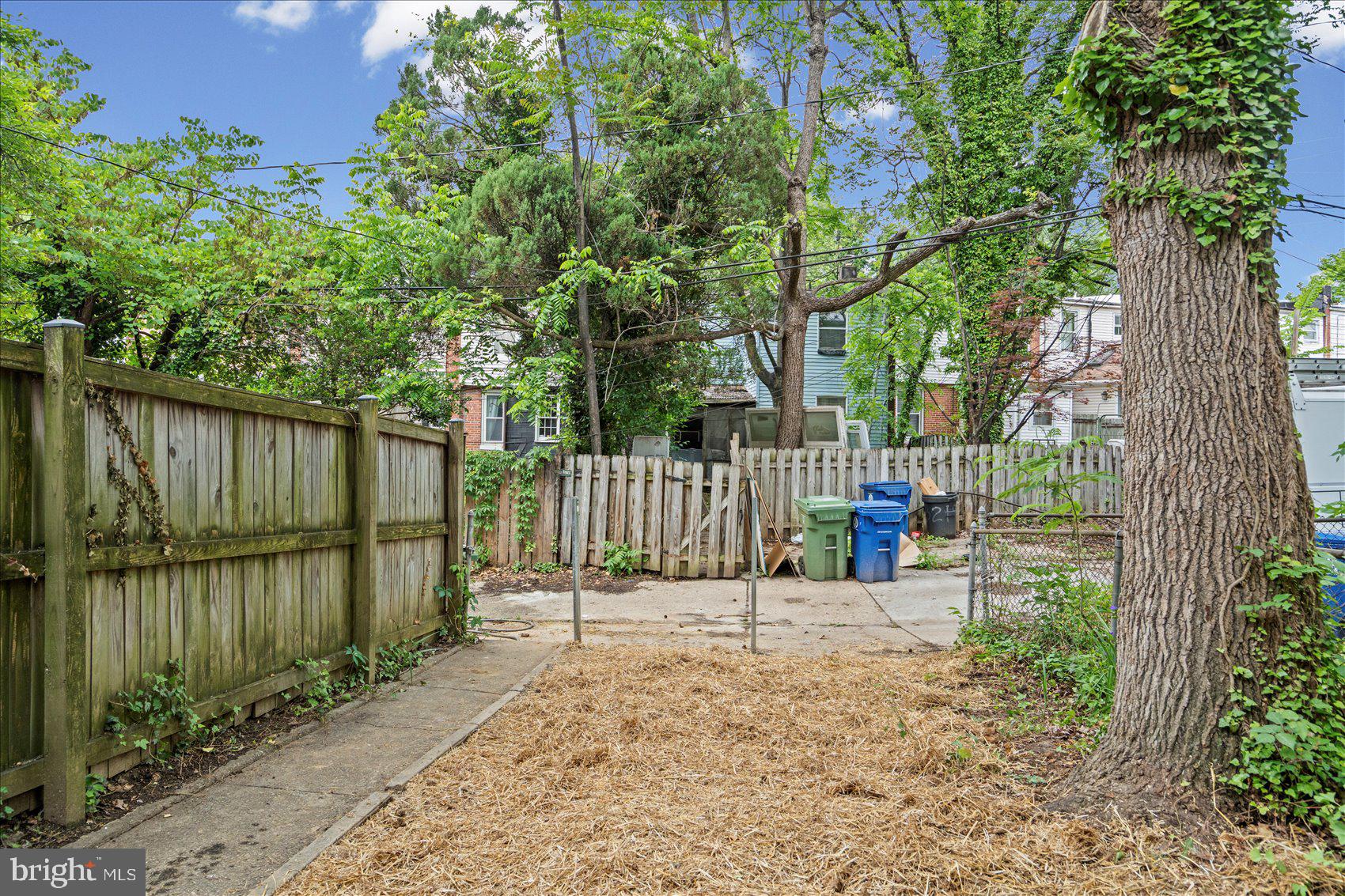 WAVERLY - Residential