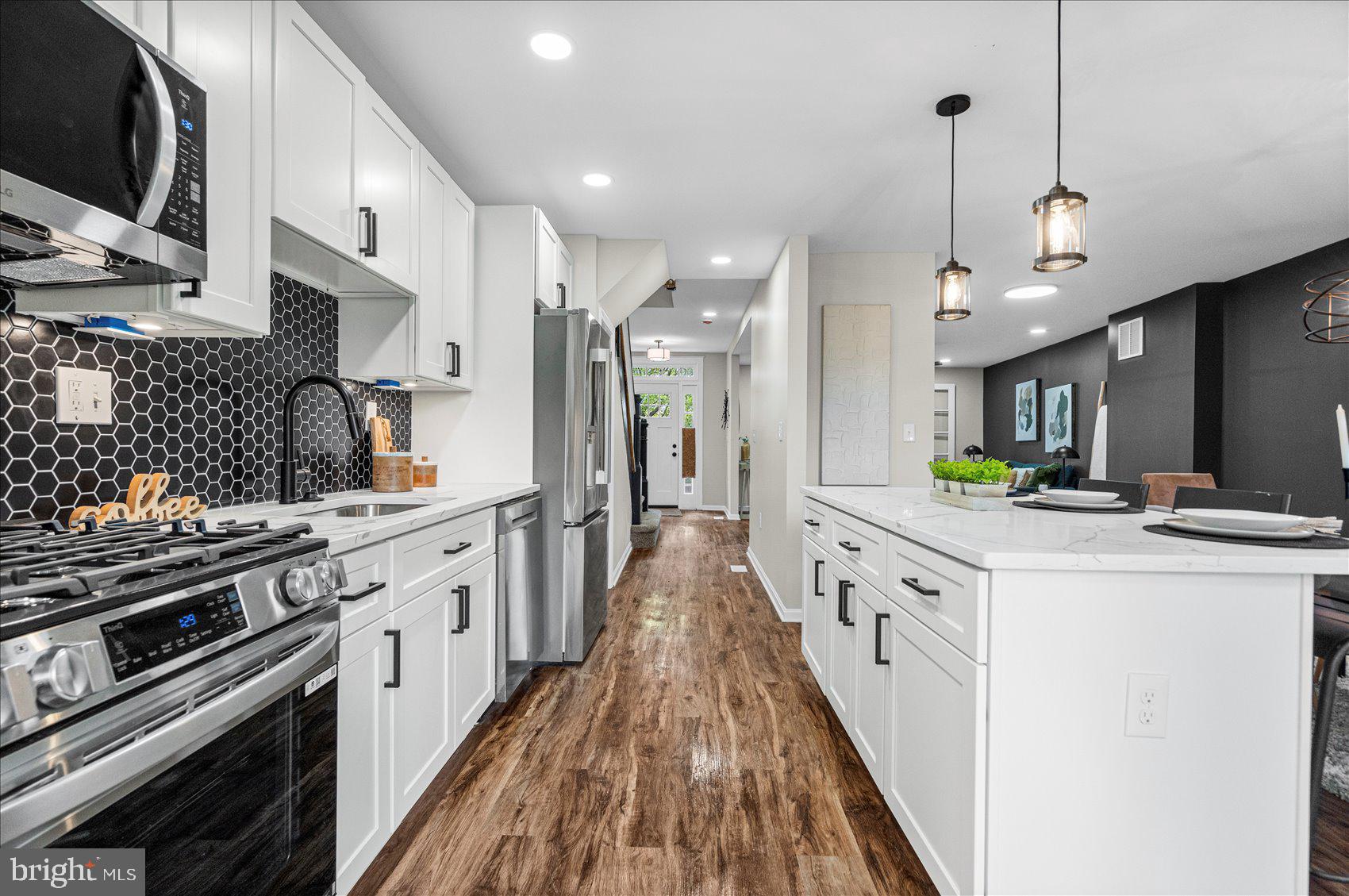WAVERLY - Residential