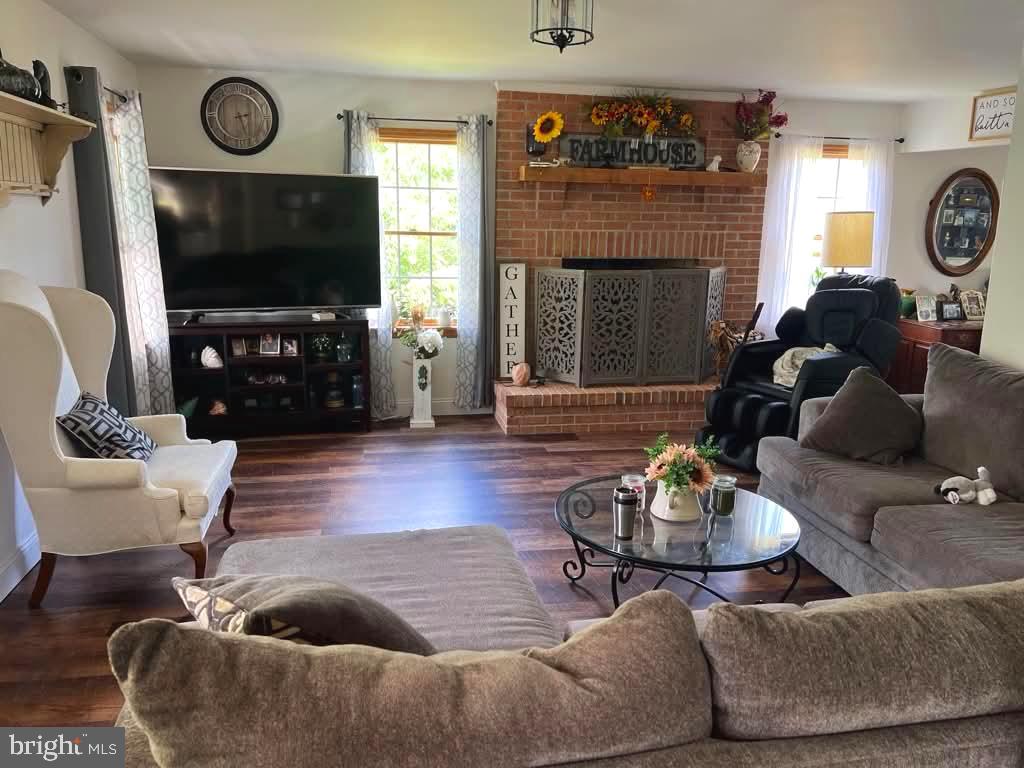 341 SCHWARTZ ROAD