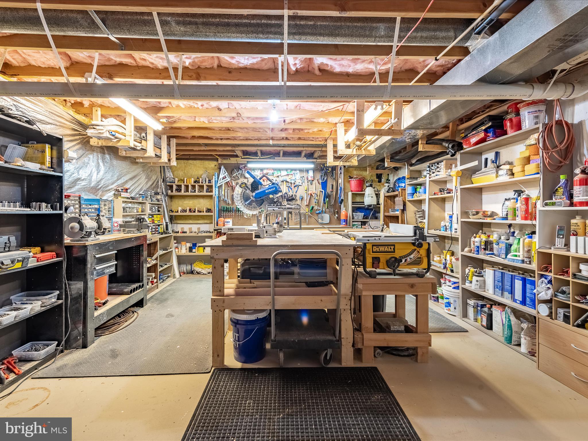 HARLAN RUN - Residential