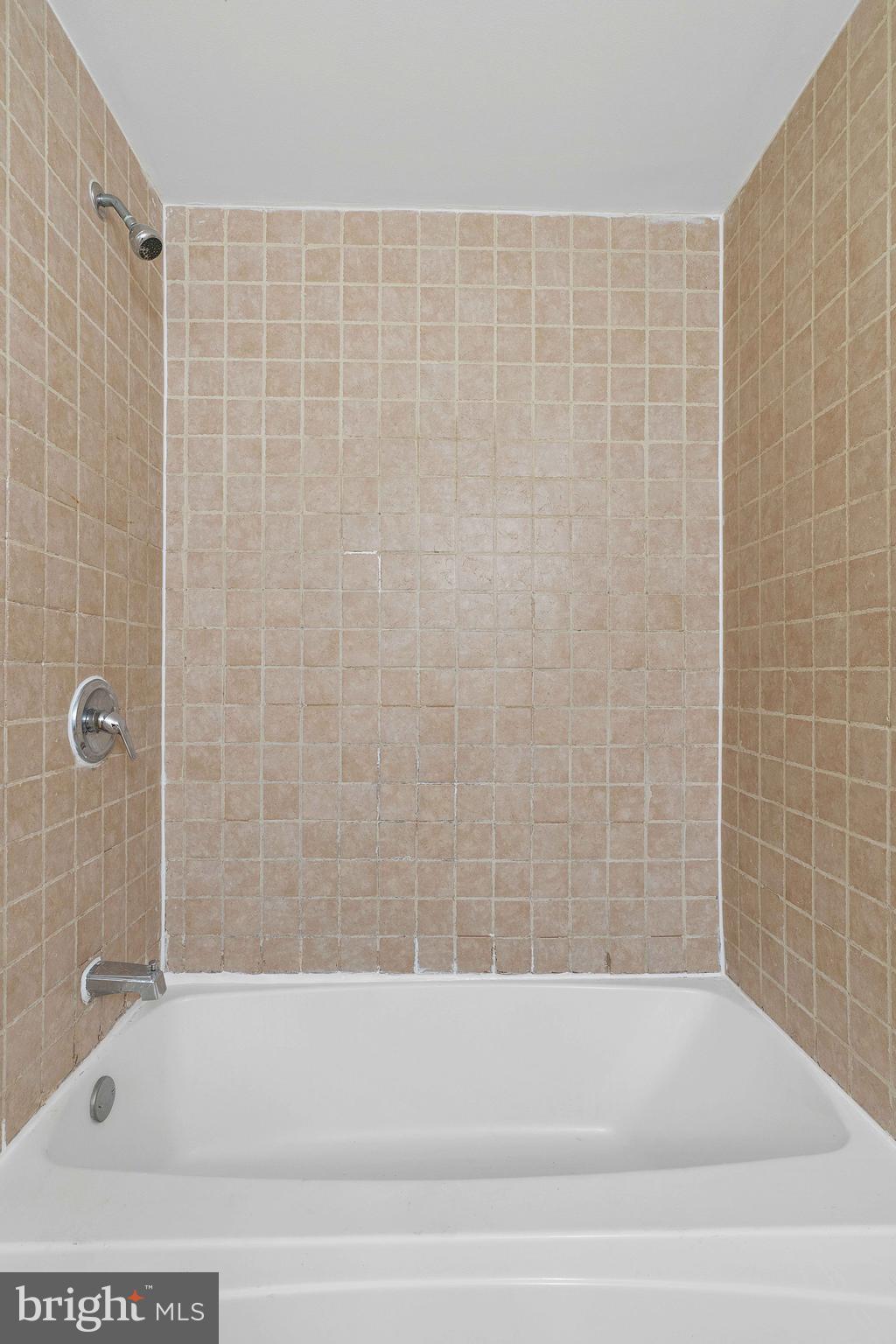 RIDGEFIELD - Residential