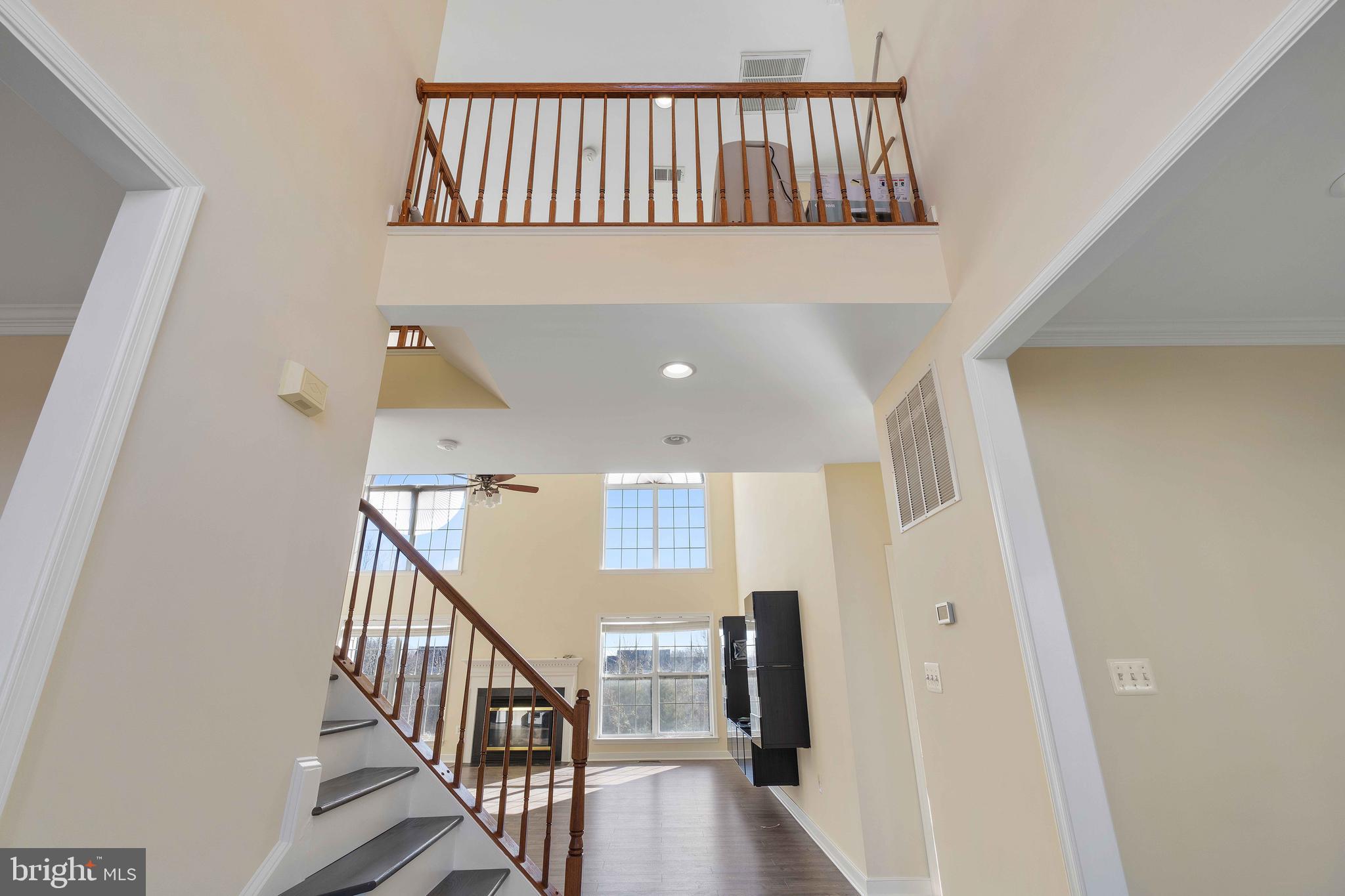 RIDGEFIELD - Residential