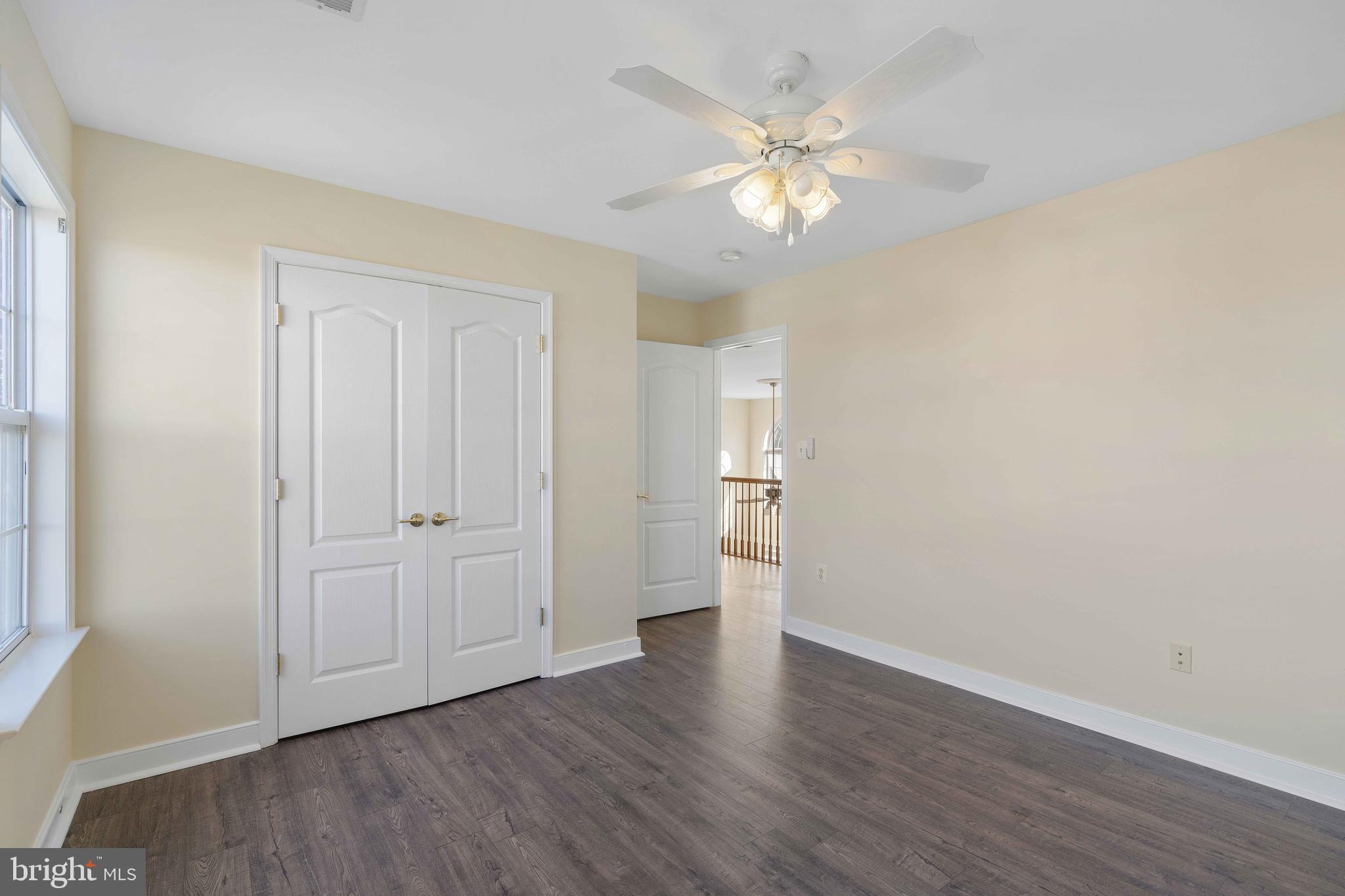 RIDGEFIELD - Residential