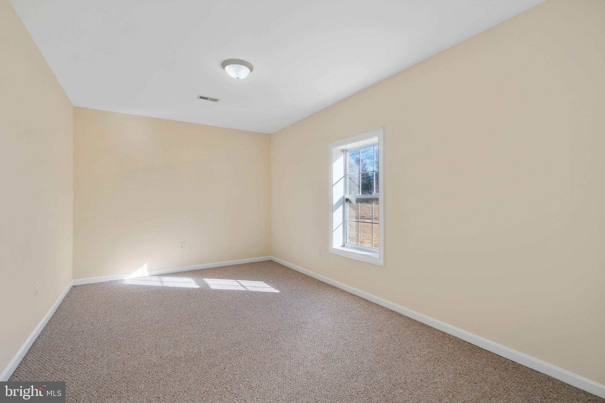 RIDGEFIELD - Residential