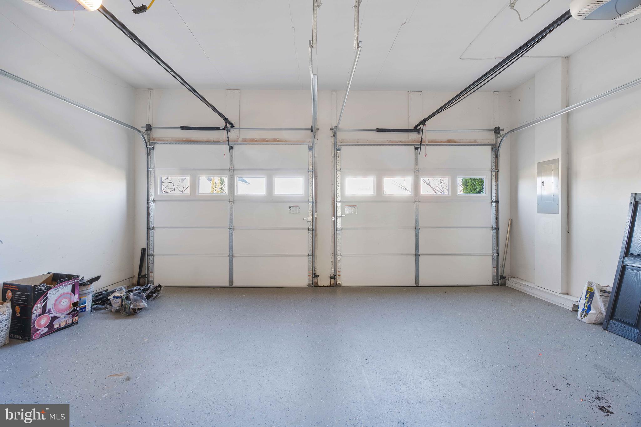 RIDGEFIELD - Residential