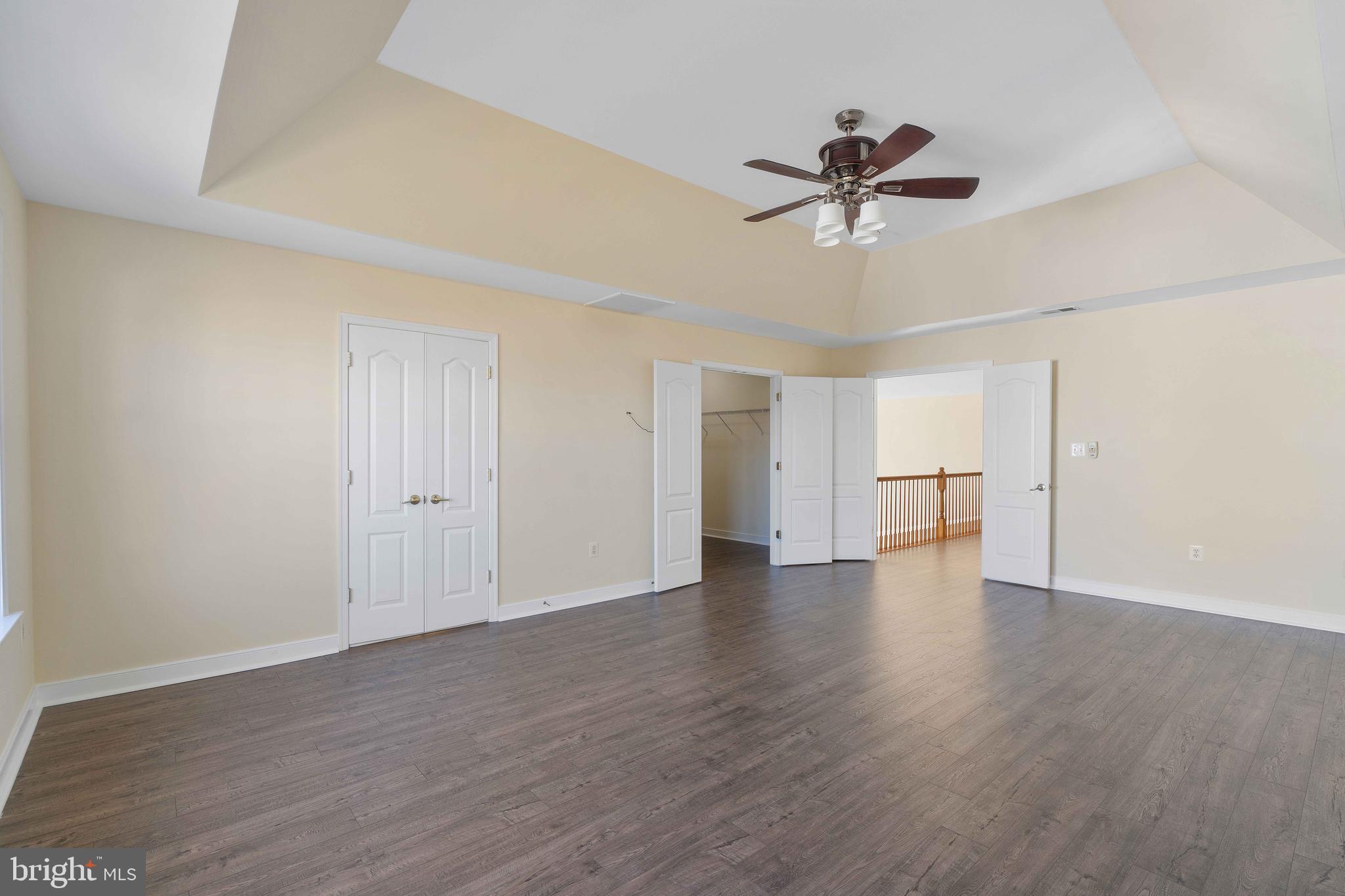 RIDGEFIELD - Residential