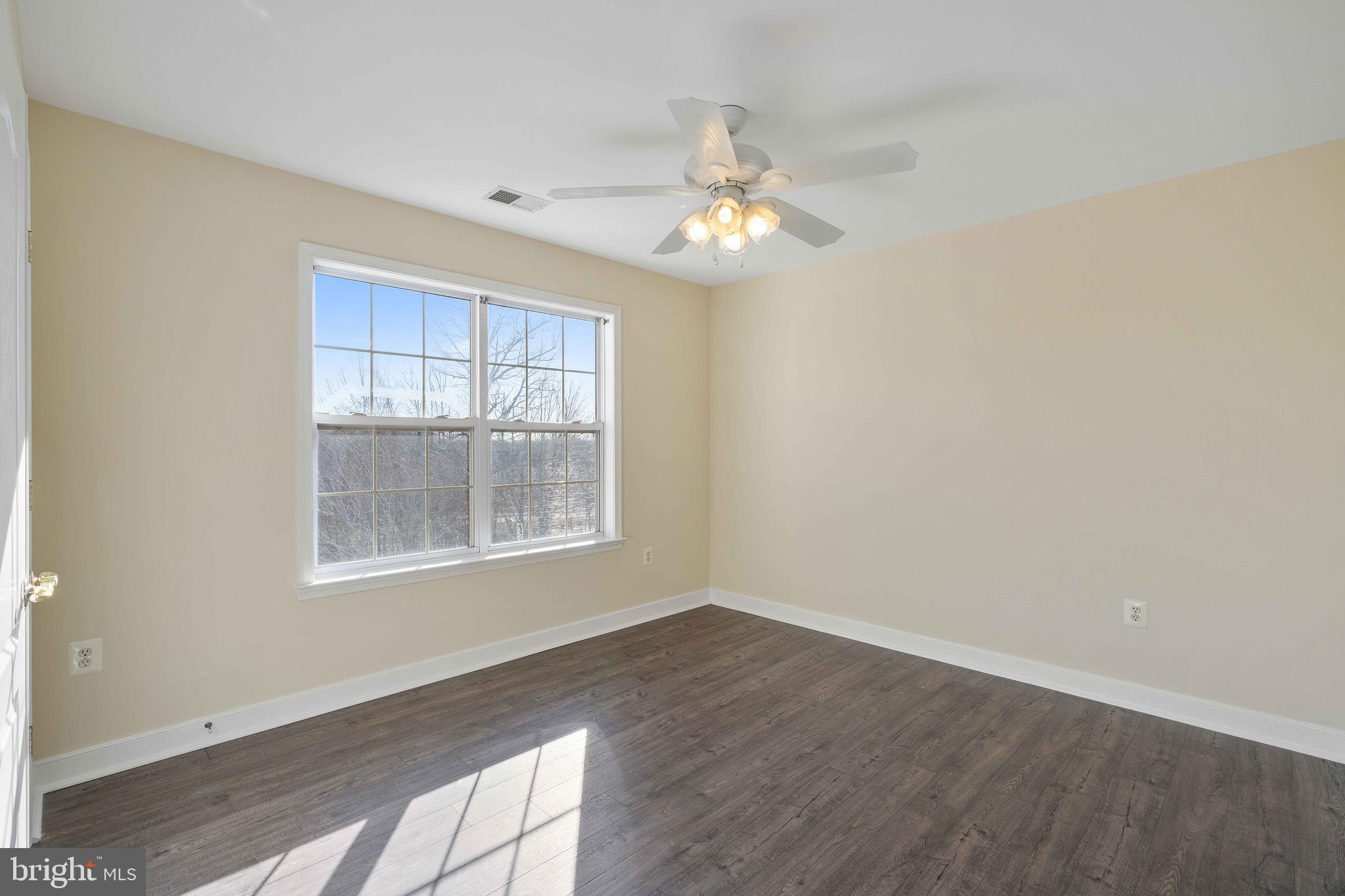 RIDGEFIELD - Residential