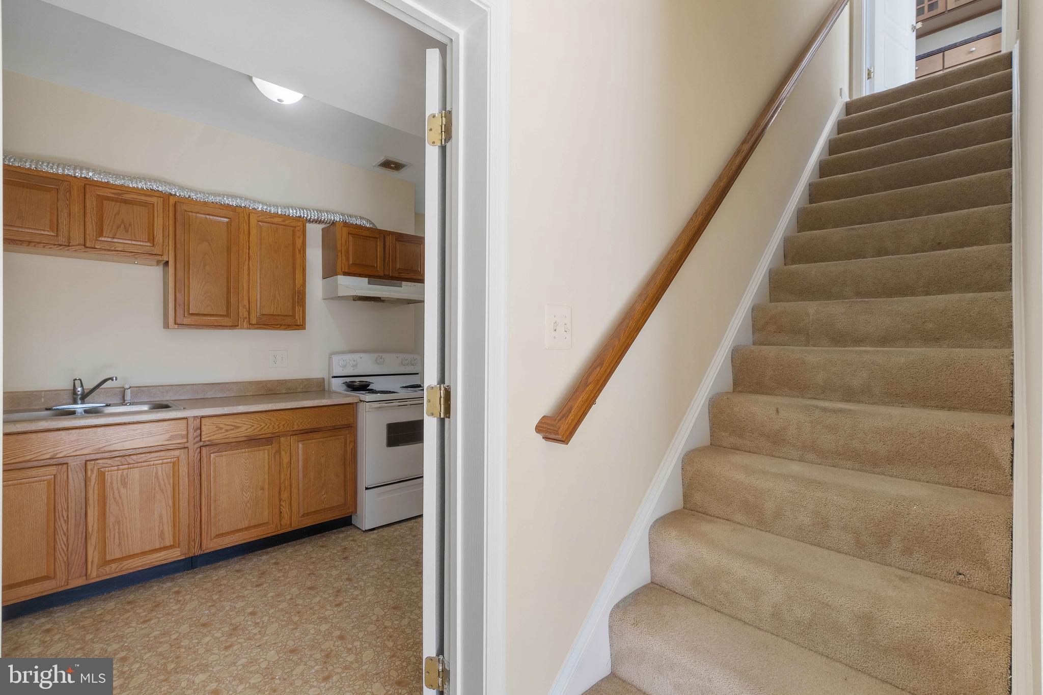 RIDGEFIELD - Residential