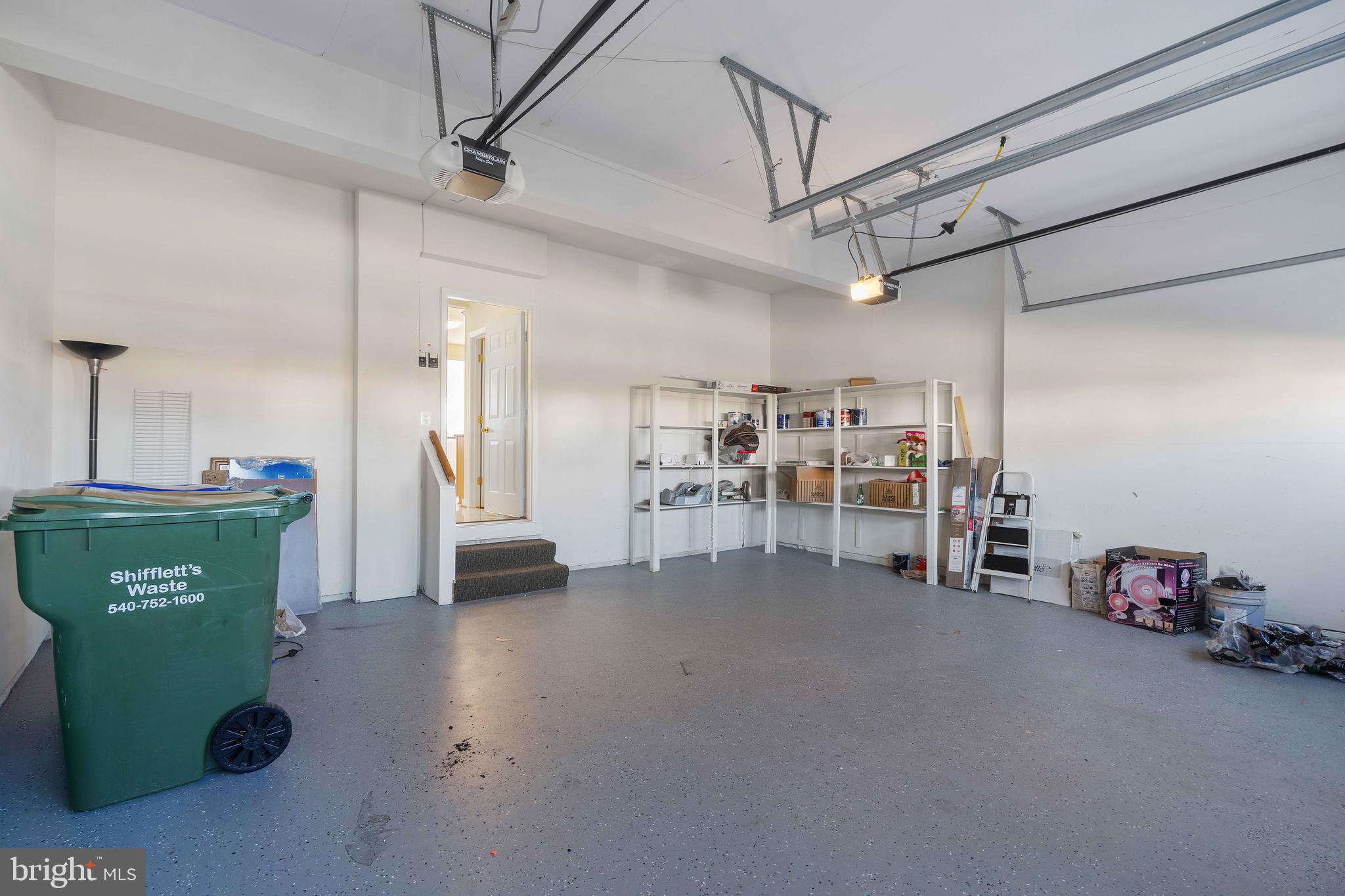 RIDGEFIELD - Residential