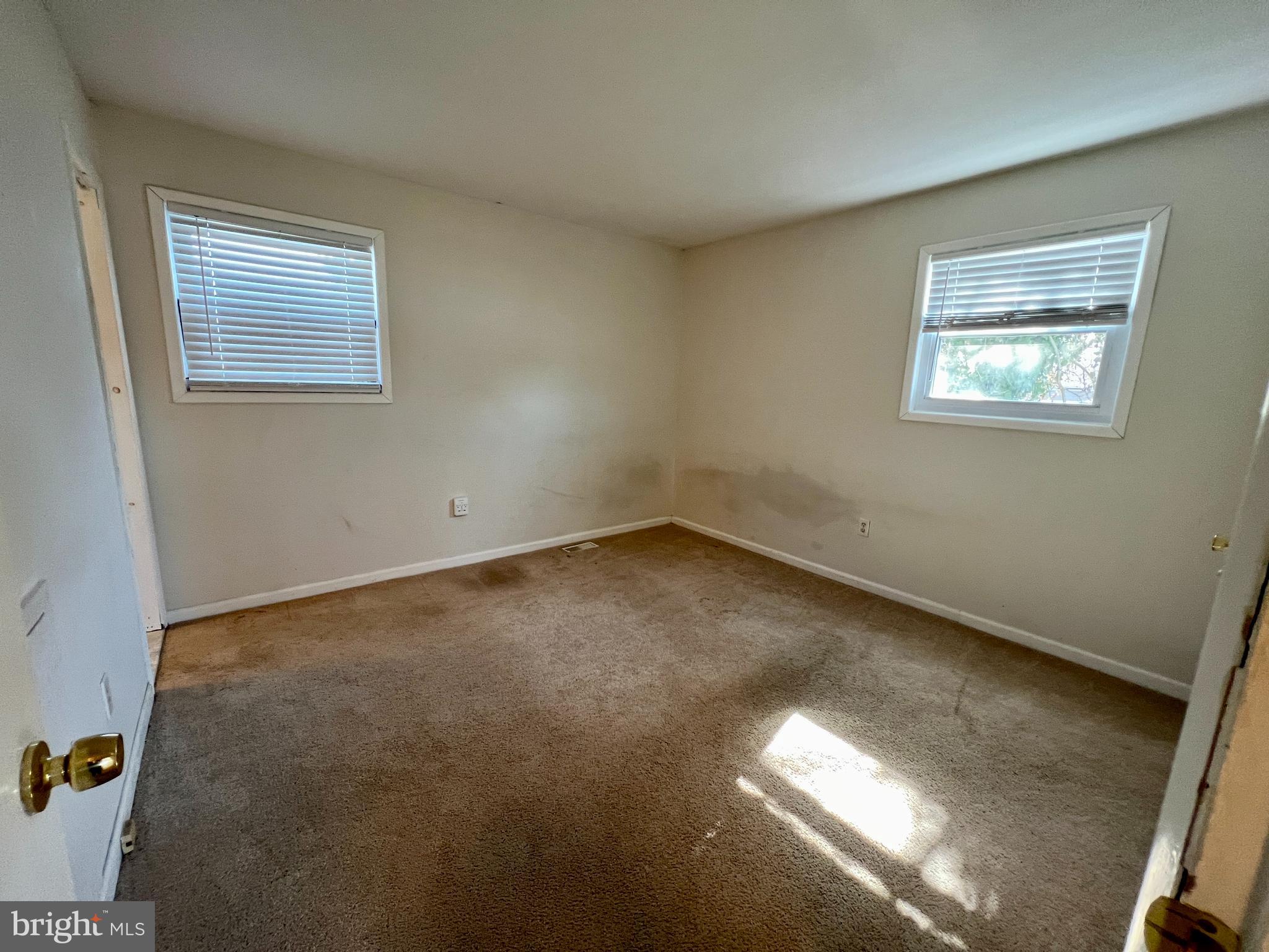 RIVA FARMS - Residential