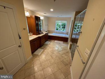 GLENBROOK VILLAGE - Residential Lease