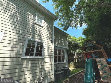 GLENBROOK VILLAGE - Residential Lease