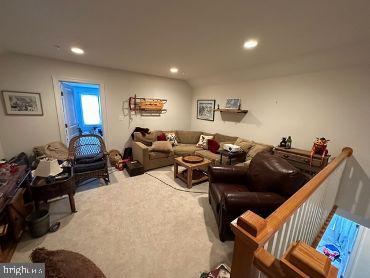 GLENBROOK VILLAGE - Residential Lease