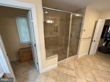 GLENBROOK VILLAGE - Residential Lease