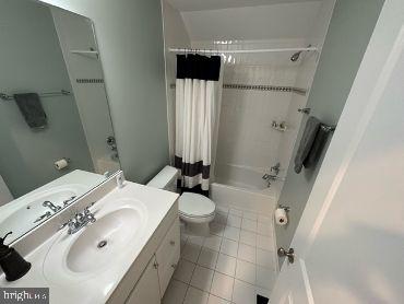 GLENBROOK VILLAGE - Residential Lease