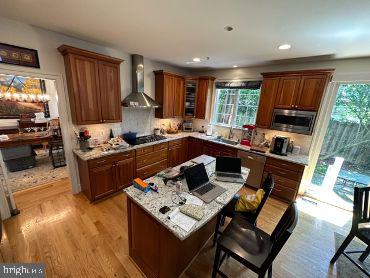 GLENBROOK VILLAGE - Residential Lease