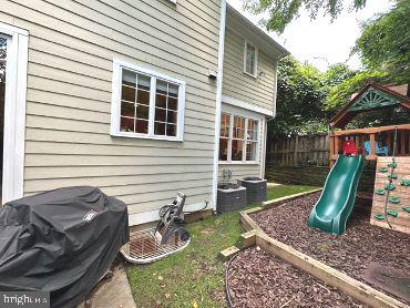 GLENBROOK VILLAGE - Residential Lease