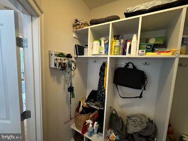 GLENBROOK VILLAGE - Residential Lease