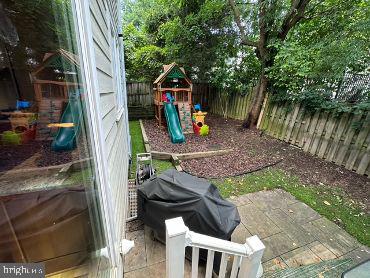 GLENBROOK VILLAGE - Residential Lease