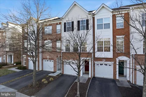 20432 Homeland Terrace, Ashburn, VA MLS: VALO2113804