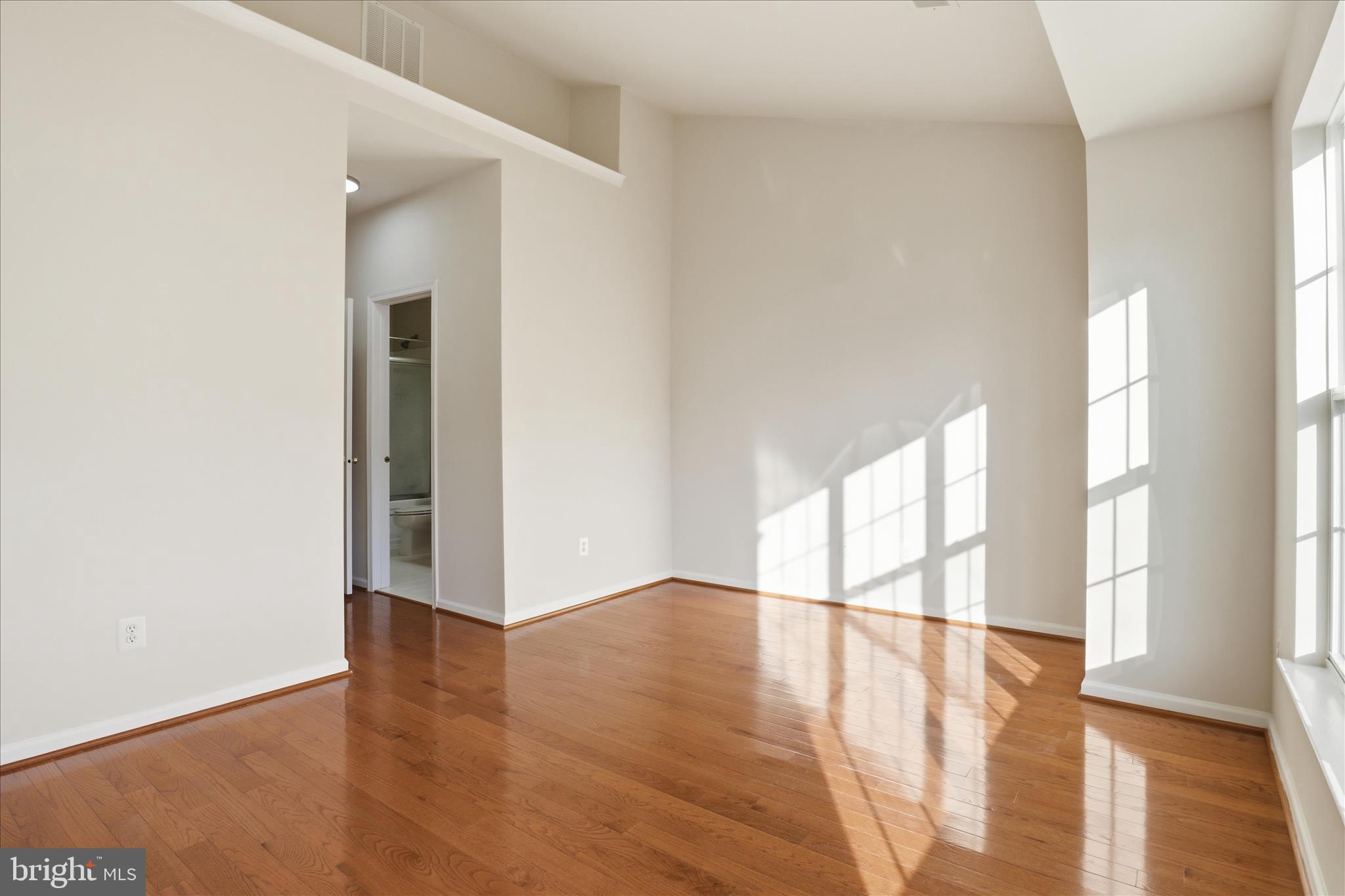 BELMONT LAND BAY - Residential