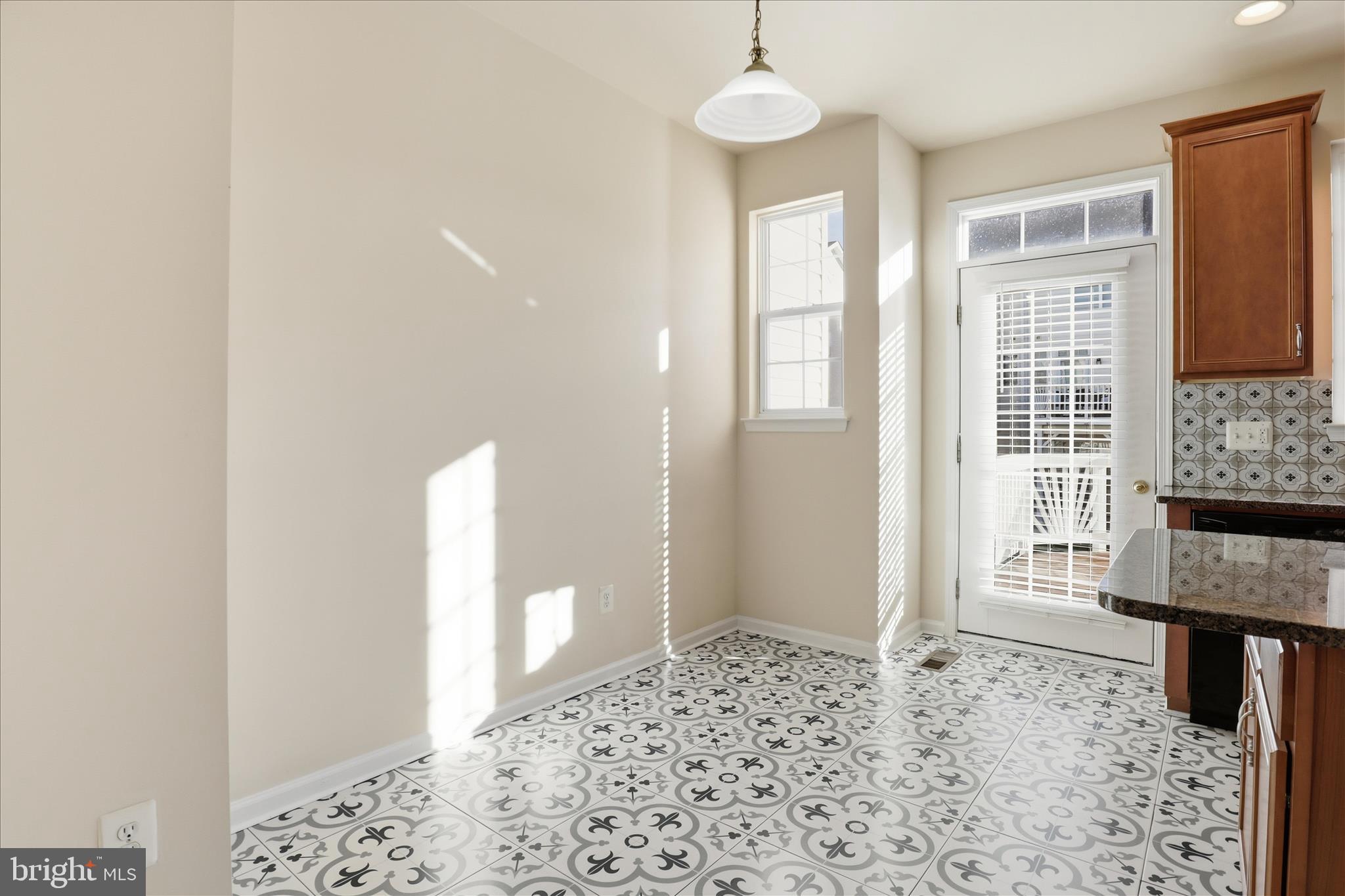 BELMONT LAND BAY - Residential