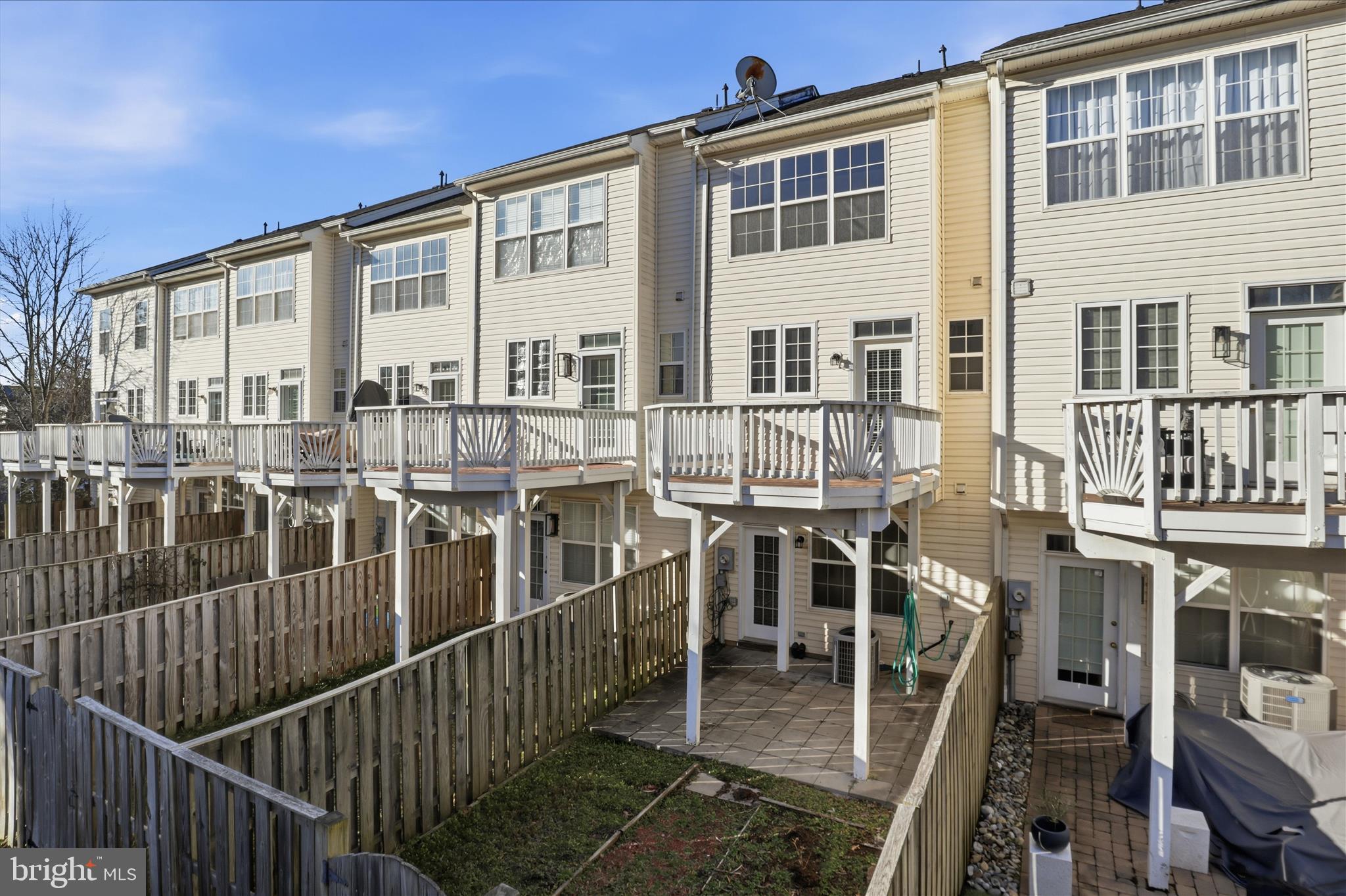 BELMONT LAND BAY - Residential