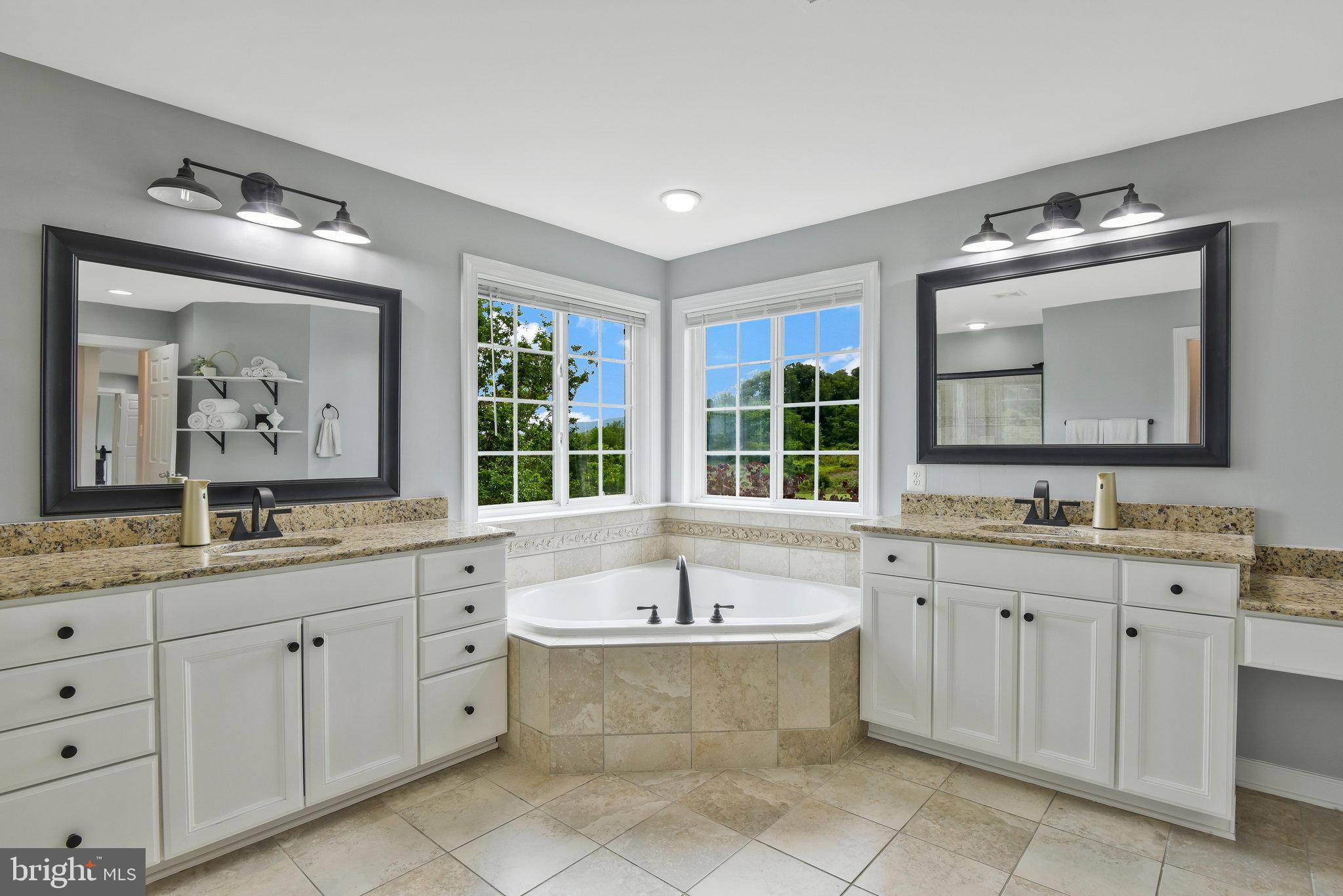 SARATOGA - Residential