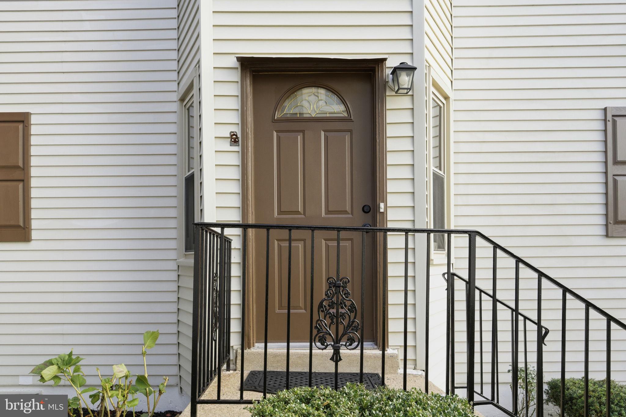 3033 WHITE BIRCH COURT